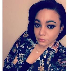 Meet your Posher, Adania